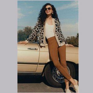 NWOT Anthropologie The Essential Slim Pants